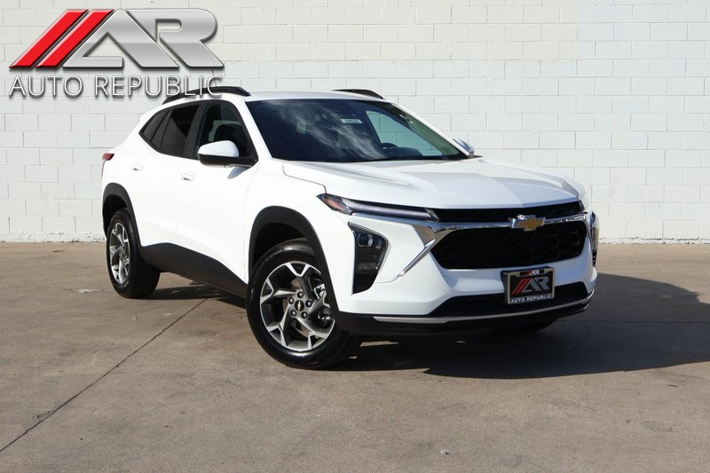 Chevrolet Trax Vehicle Full-screen Gallery Image 01