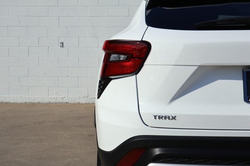 Chevrolet Trax Vehicle Full-screen Gallery Image 07