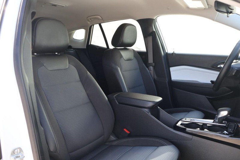 Chevrolet Trax Vehicle Full-screen Gallery Image 22