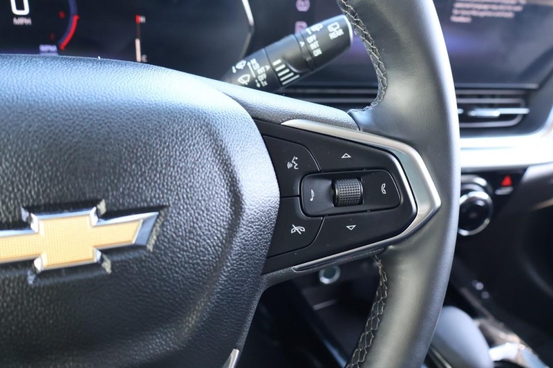 Chevrolet Trax Vehicle Full-screen Gallery Image 28