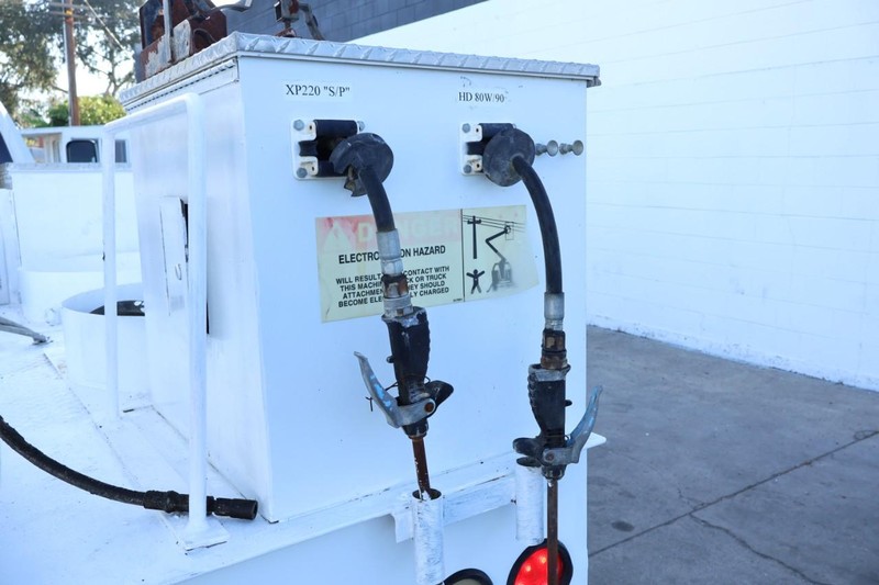 Ram 5500 Vehicle Full-screen Gallery Image 11