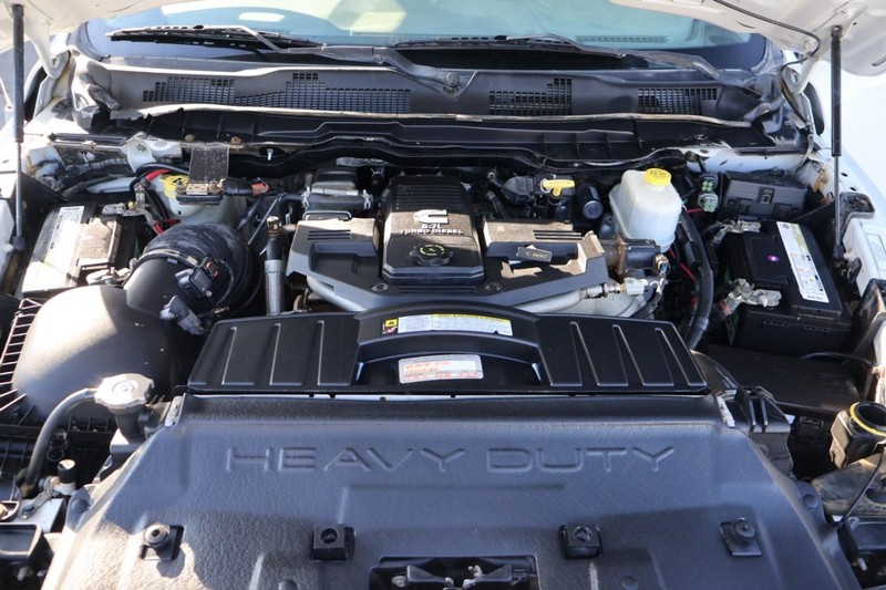 Ram 5500 Vehicle Full-screen Gallery Image 22