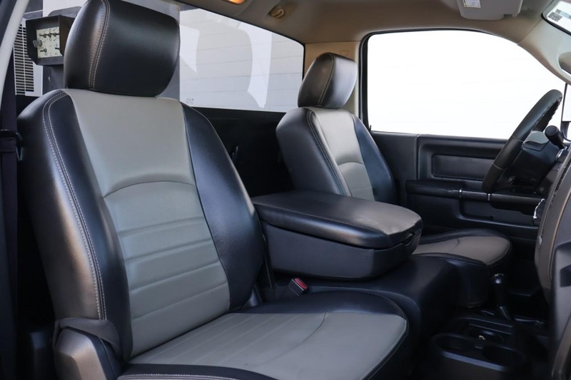 Ram 5500 Vehicle Full-screen Gallery Image 33