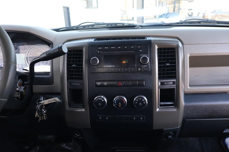Ram 5500 Vehicle Full-screen Gallery Image 35