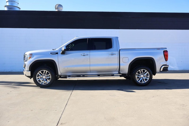 GMC Sierra 1500 Vehicle Full-screen Gallery Image 13