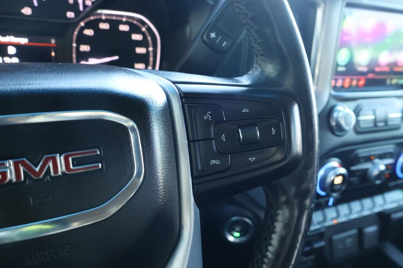 GMC Sierra 1500 Vehicle Full-screen Gallery Image 34