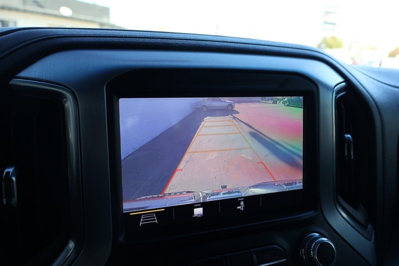 GMC Sierra 1500 Vehicle Full-screen Gallery Image 38