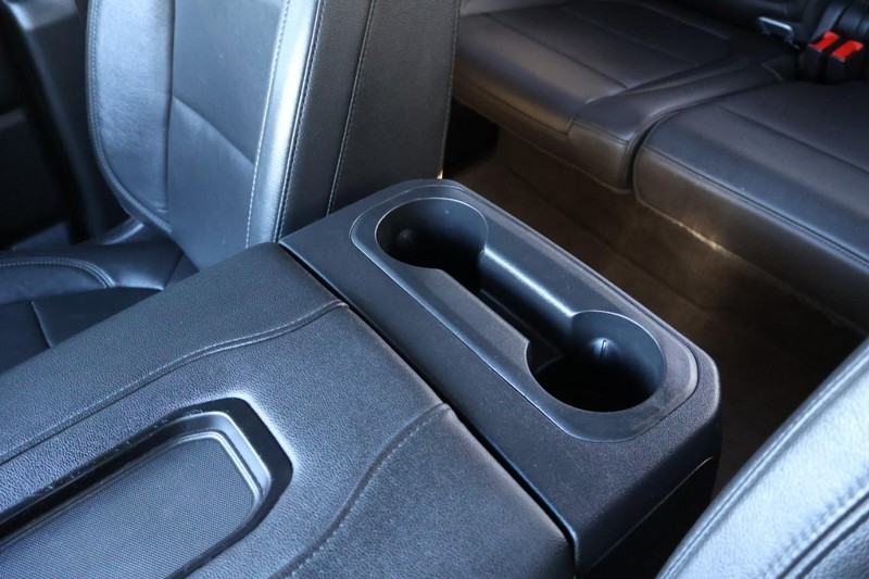 GMC Sierra 1500 Vehicle Full-screen Gallery Image 45