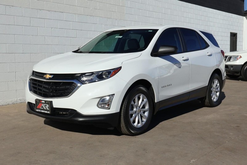 Chevrolet Equinox Vehicle Full-screen Gallery Image 14