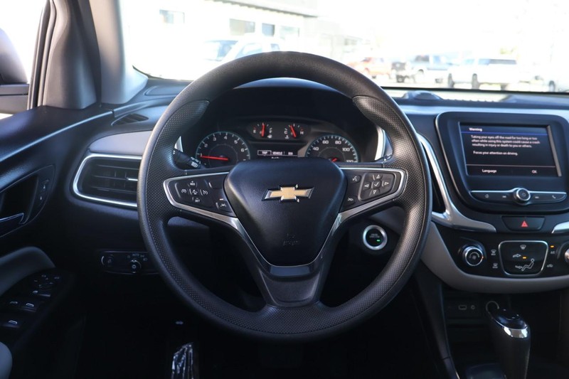 Chevrolet Equinox Vehicle Full-screen Gallery Image 27