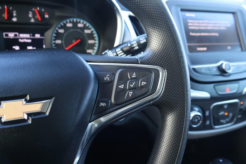 Chevrolet Equinox Vehicle Full-screen Gallery Image 29