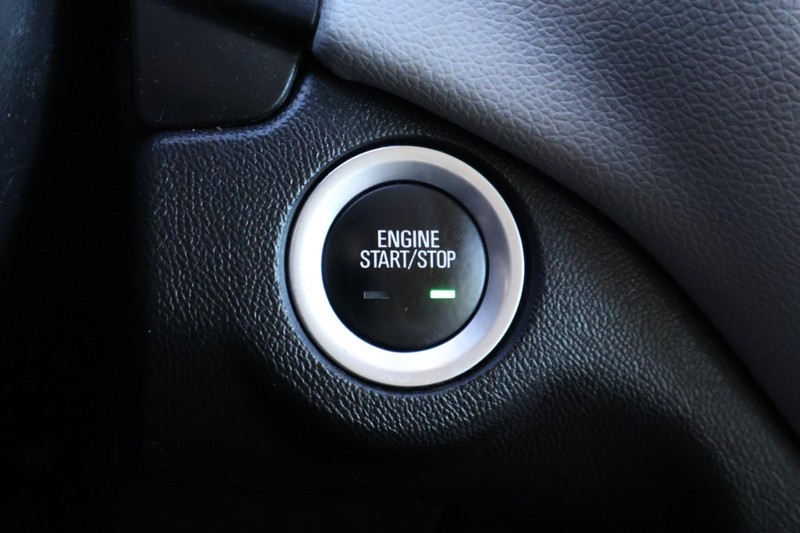 Chevrolet Equinox Vehicle Full-screen Gallery Image 30