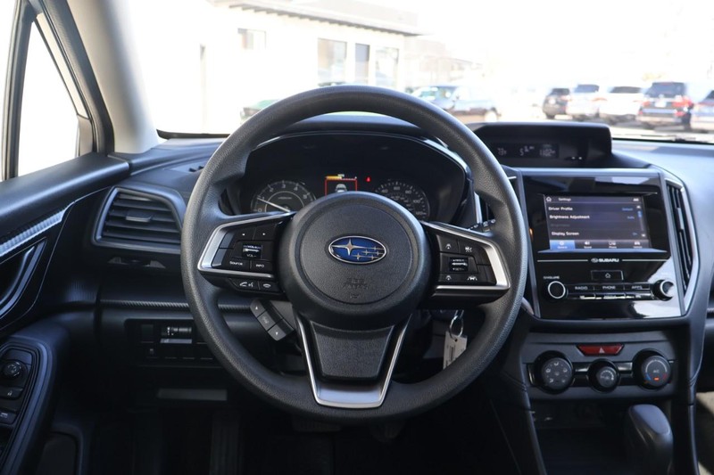 Subaru Impreza Vehicle Full-screen Gallery Image 20