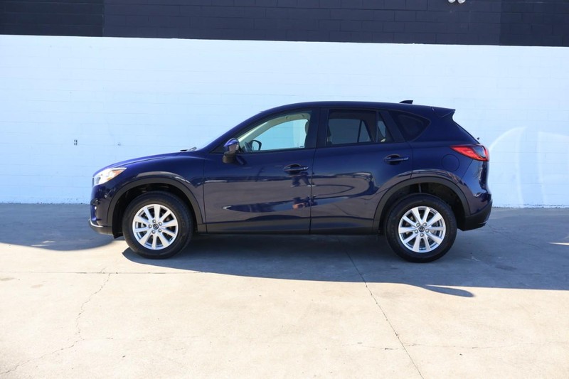 Mazda CX-5 Vehicle Full-screen Gallery Image 11