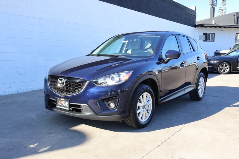 Mazda CX-5 Vehicle Full-screen Gallery Image 12