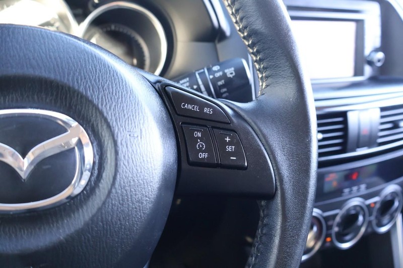 Mazda CX-5 Vehicle Full-screen Gallery Image 29