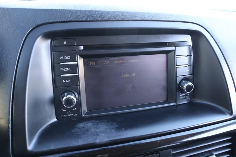 Mazda CX-5 Vehicle Full-screen Gallery Image 32