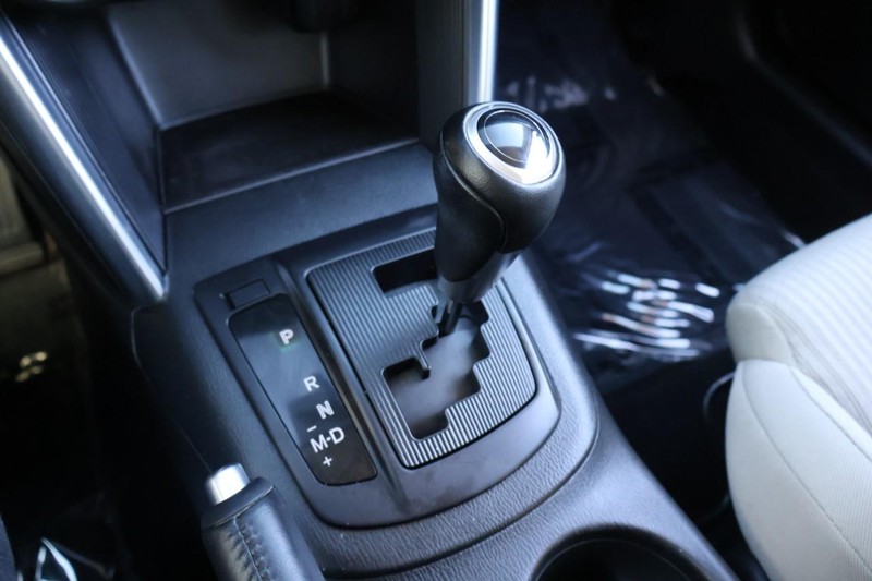 Mazda CX-5 Vehicle Full-screen Gallery Image 35