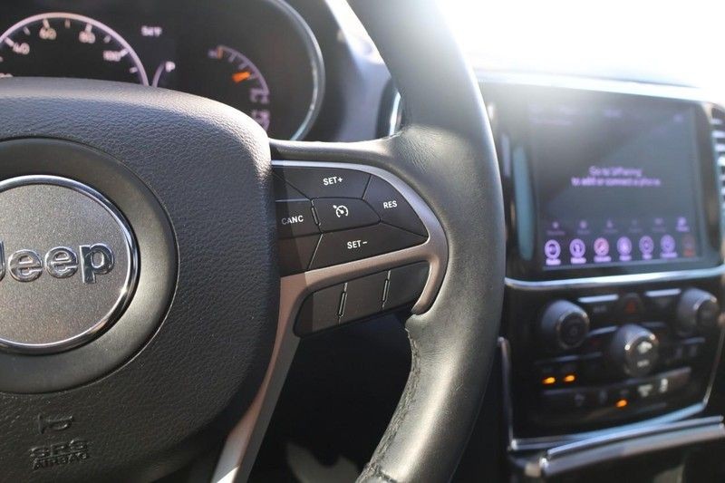 Jeep Grand Cherokee Vehicle Full-screen Gallery Image 27