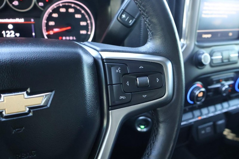 Chevrolet Silverado 1500 Vehicle Full-screen Gallery Image 29