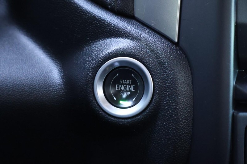 Chevrolet Silverado 1500 Vehicle Full-screen Gallery Image 30