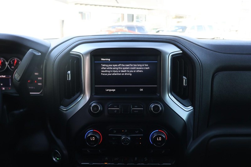 Chevrolet Silverado 1500 Vehicle Full-screen Gallery Image 32