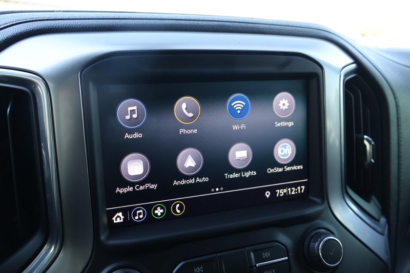 Chevrolet Silverado 1500 Vehicle Full-screen Gallery Image 33