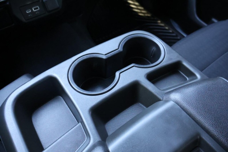 Chevrolet Silverado 1500 Vehicle Full-screen Gallery Image 37