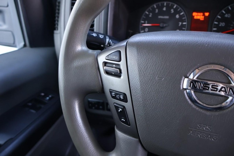 Nissan NV Cargo Vehicle Full-screen Gallery Image 28