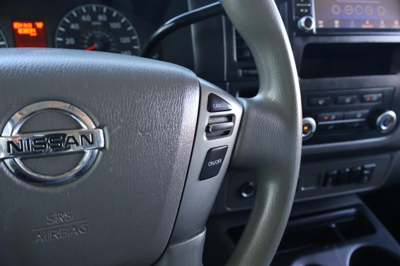 Nissan NV Cargo Vehicle Full-screen Gallery Image 29