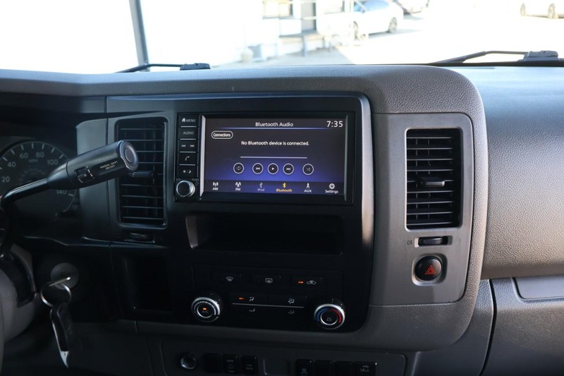 Nissan NV Cargo Vehicle Full-screen Gallery Image 30