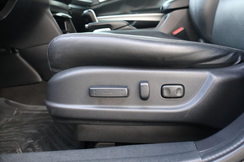 Honda Crosstour Vehicle Full-screen Gallery Image 17