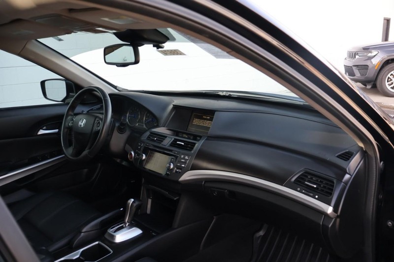 Honda Crosstour Vehicle Full-screen Gallery Image 20