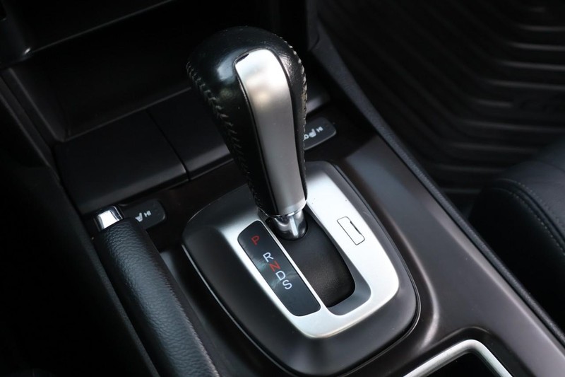 Honda Crosstour Vehicle Full-screen Gallery Image 34