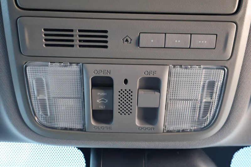 Honda Crosstour Vehicle Full-screen Gallery Image 37