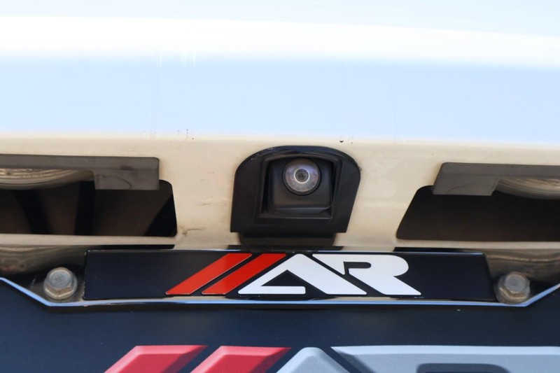 Honda Accord Coupe Vehicle Full-screen Gallery Image 08