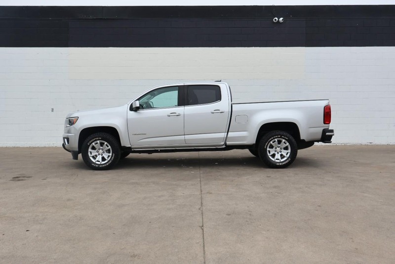Chevrolet Colorado Vehicle Full-screen Gallery Image 12