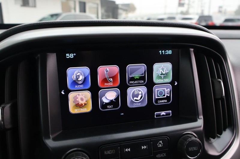 Chevrolet Colorado Vehicle Full-screen Gallery Image 31