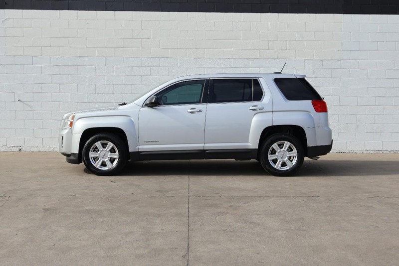 GMC Terrain Vehicle Full-screen Gallery Image 10