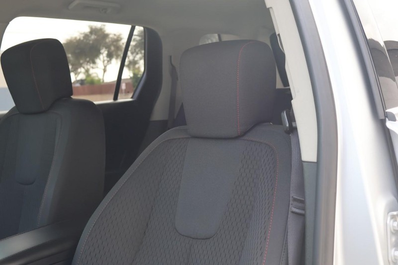 GMC Terrain Vehicle Full-screen Gallery Image 18