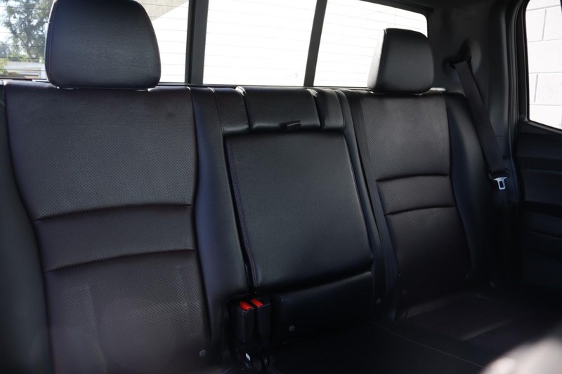 Honda Ridgeline Vehicle Full-screen Gallery Image 24