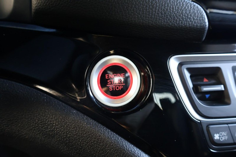 Honda Ridgeline Vehicle Full-screen Gallery Image 32