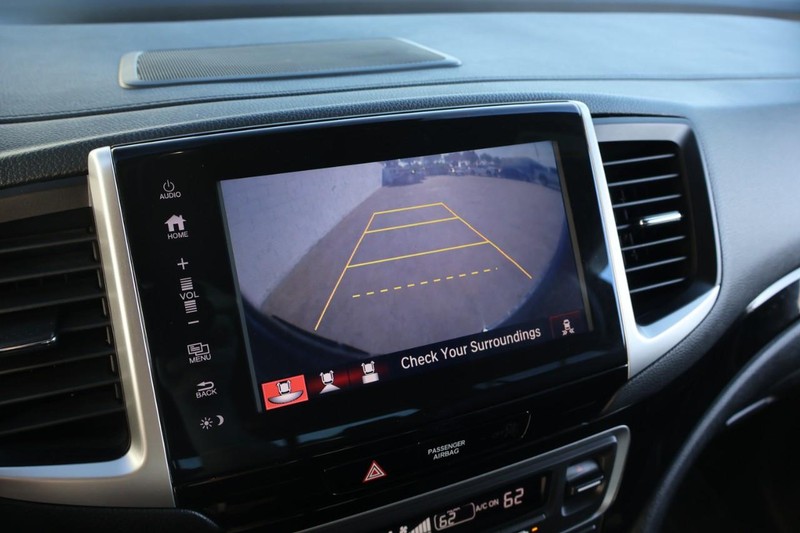 Honda Ridgeline Vehicle Full-screen Gallery Image 35