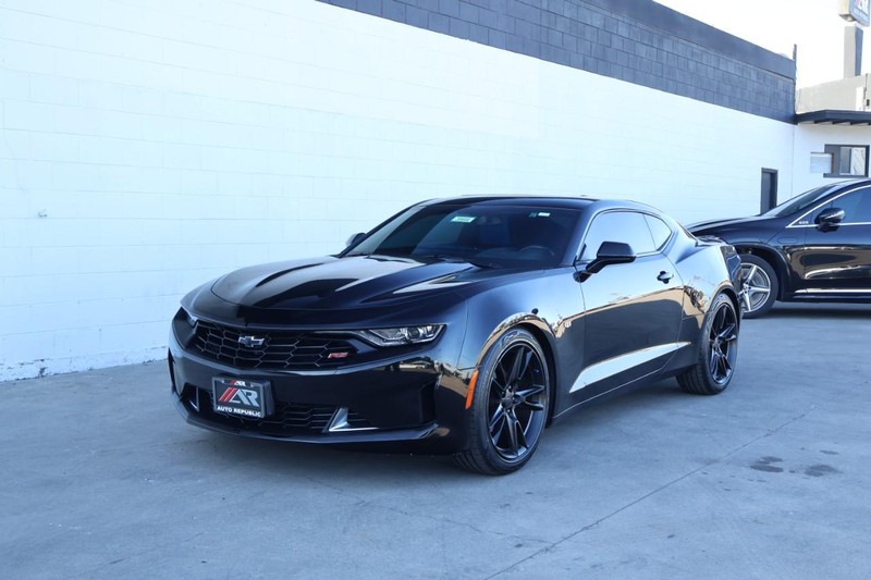 Chevrolet Camaro Vehicle Full-screen Gallery Image 12