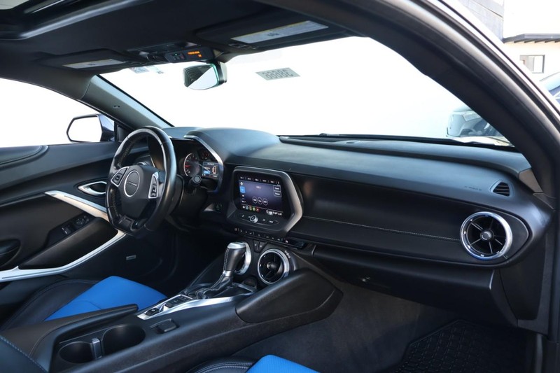 Chevrolet Camaro Vehicle Full-screen Gallery Image 20