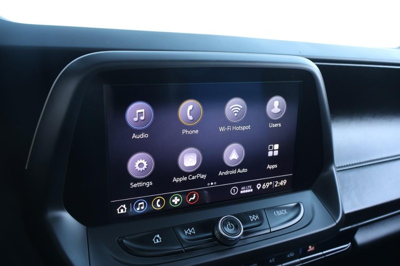 Chevrolet Camaro Vehicle Full-screen Gallery Image 29