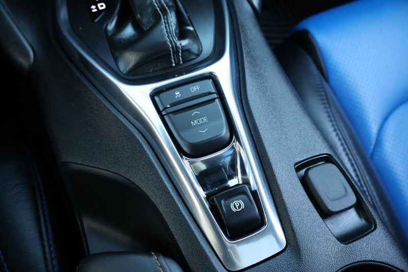 Chevrolet Camaro Vehicle Full-screen Gallery Image 33