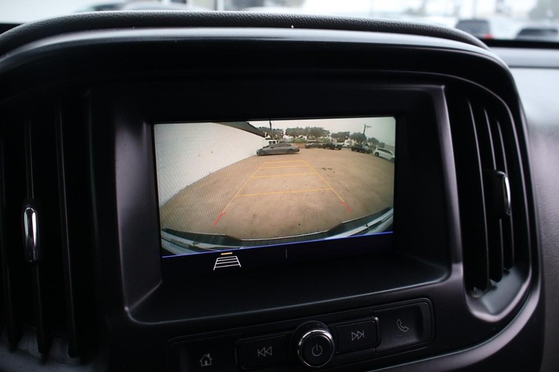 GMC Canyon Vehicle Full-screen Gallery Image 29