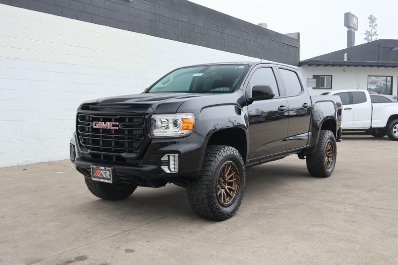 GMC Canyon Vehicle Full-screen Gallery Image 13