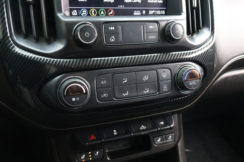 GMC Canyon Vehicle Full-screen Gallery Image 33